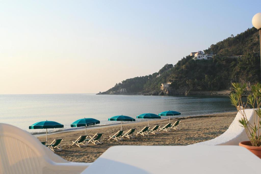 Hotel Club Poseidon Stalettì Esterno foto