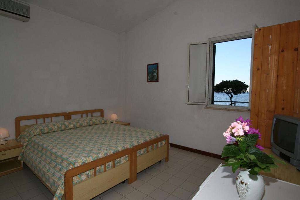 Hotel Club Poseidon Stalettì Camera foto