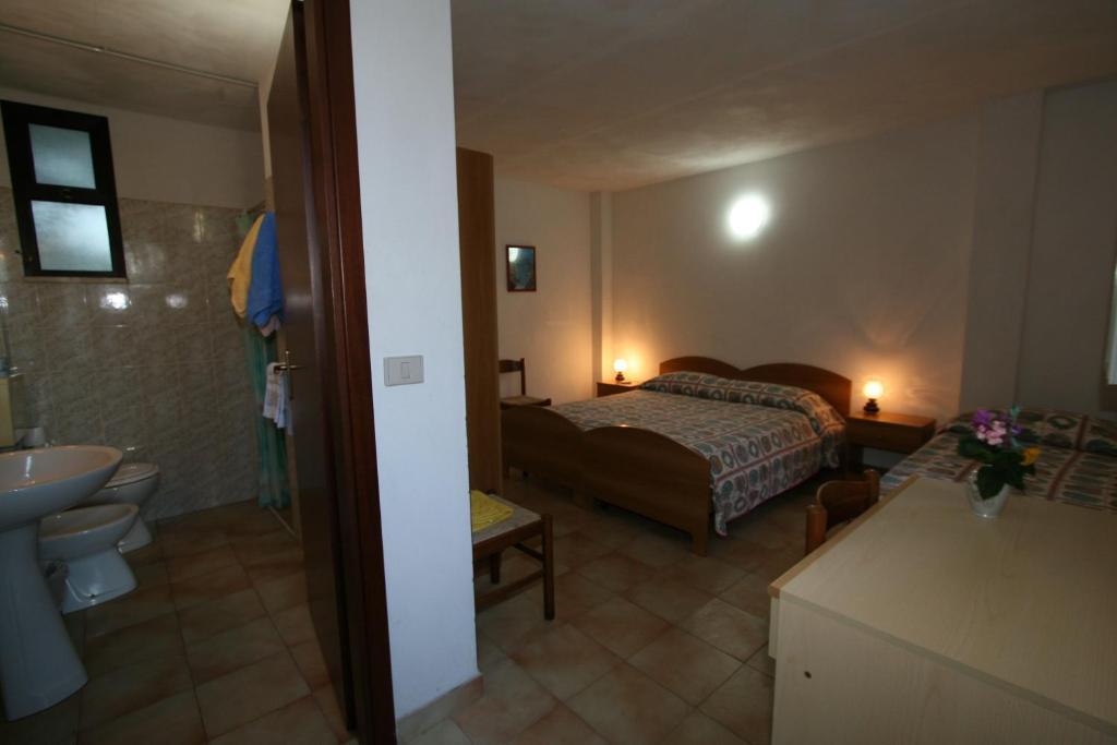 Hotel Club Poseidon Stalettì Camera foto